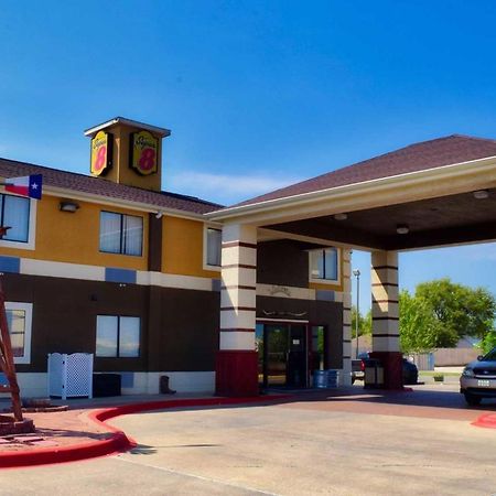 Super 8 By Wyndham Victoria/North/Mall Area Exterior photo